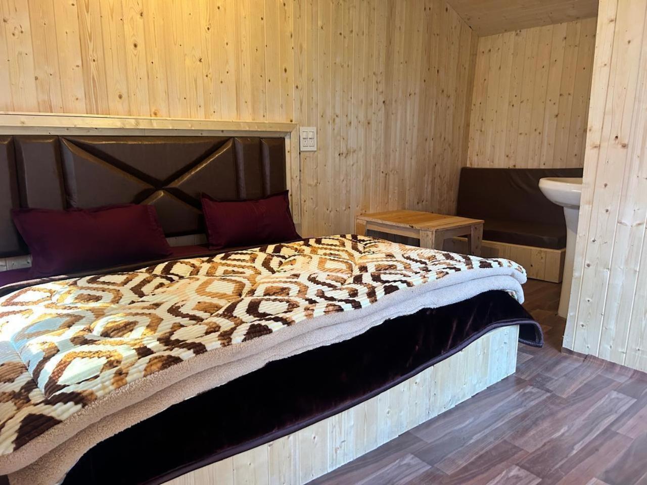 Hotel Lord Shiva Dimension Tosh Zewnętrze zdjęcie