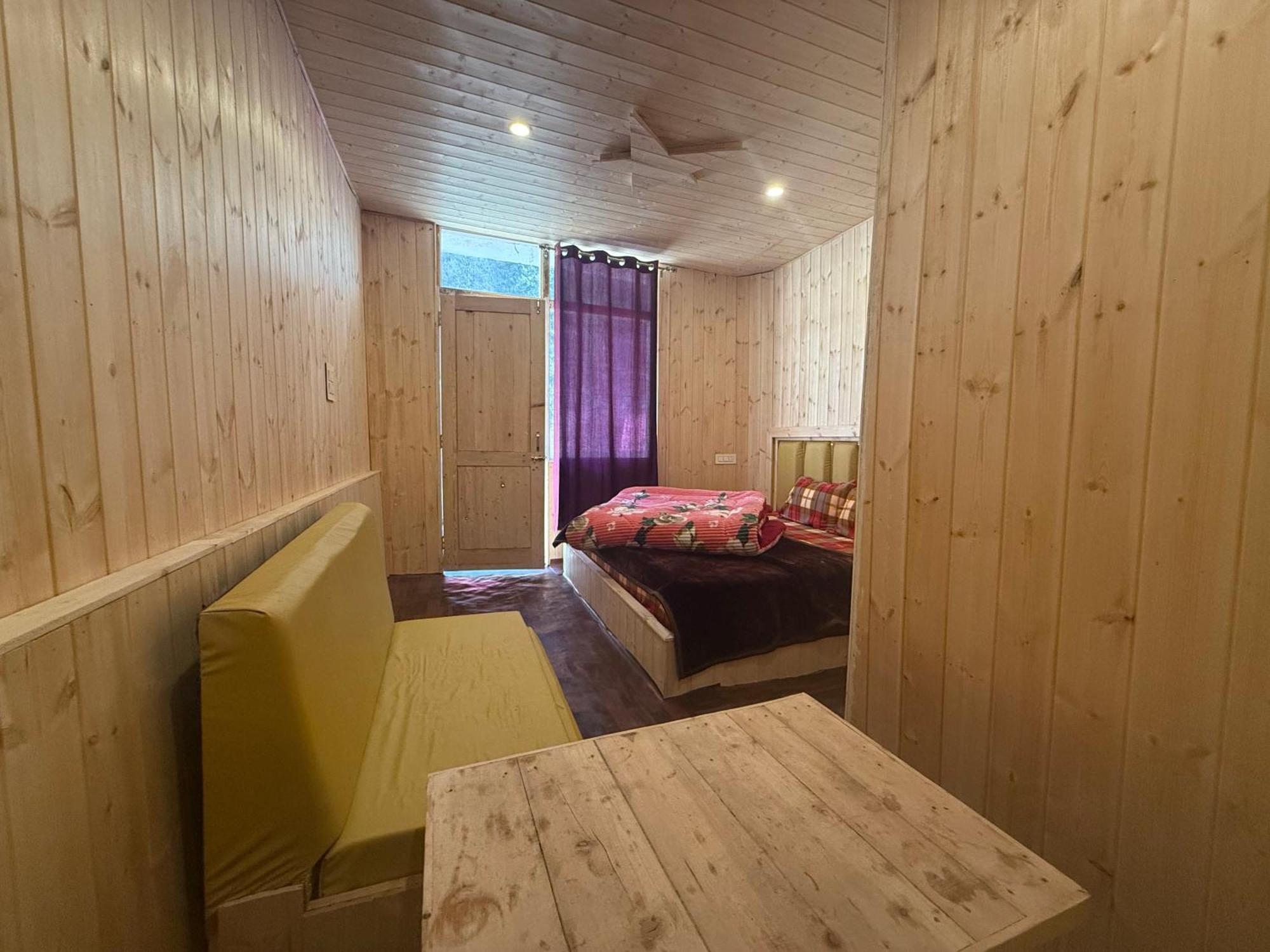 Hotel Lord Shiva Dimension Tosh Zewnętrze zdjęcie