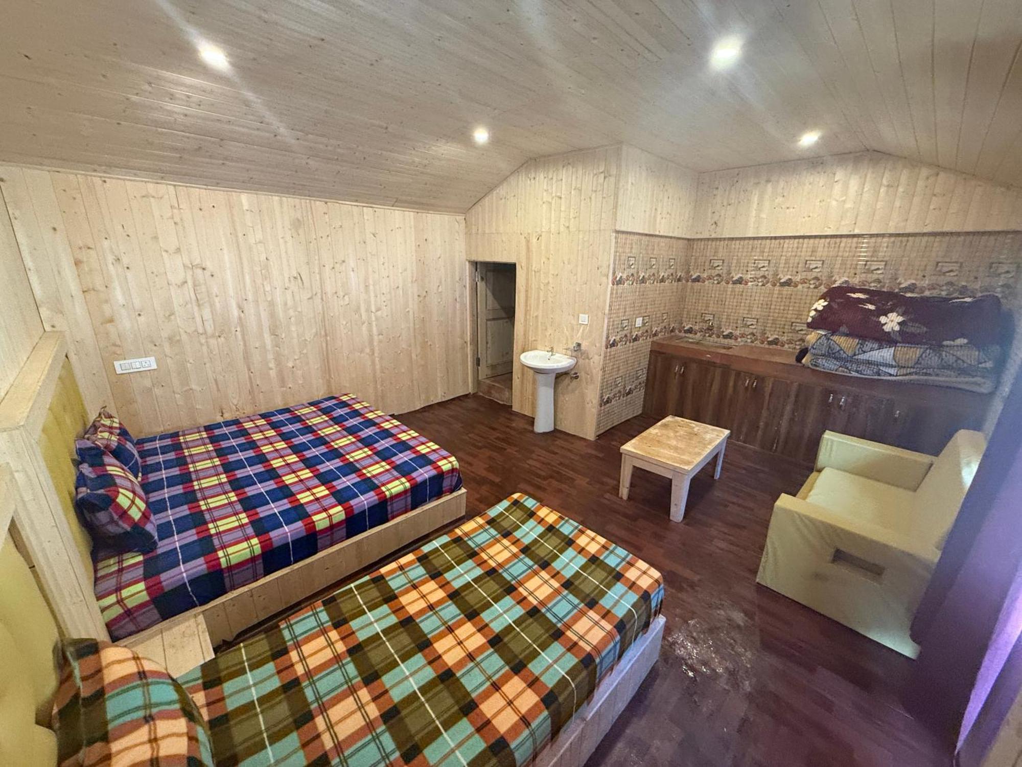 Hotel Lord Shiva Dimension Tosh Zewnętrze zdjęcie