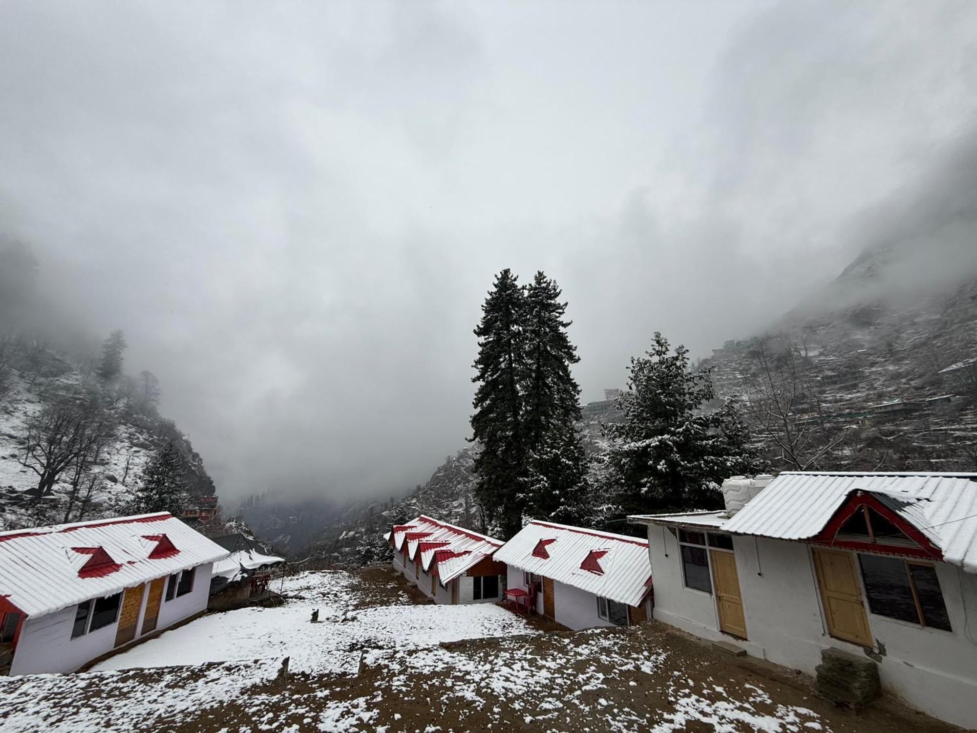 Hotel Lord Shiva Dimension Tosh Zewnętrze zdjęcie